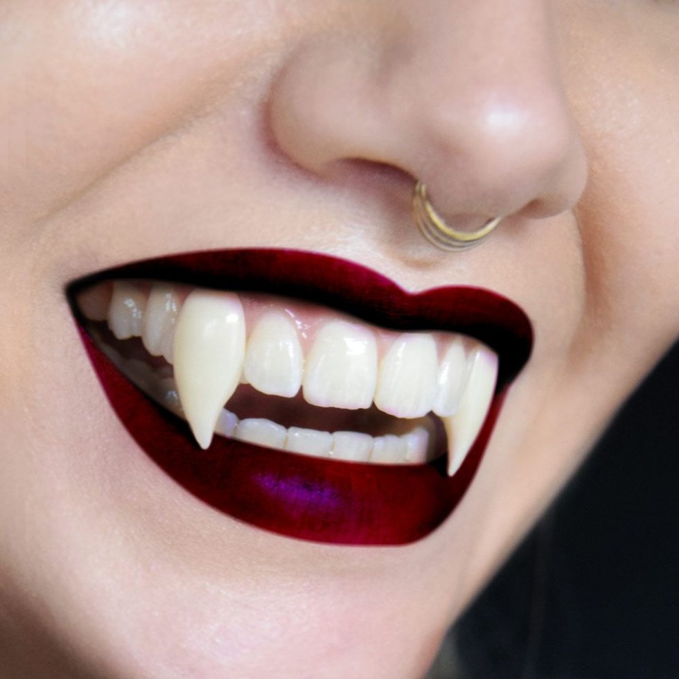 dents de vampire pour les crocs de la fête d'Halloween