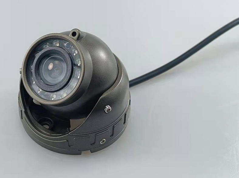 Caméra de recul FULL HD avec vision nocturne 12 IR jusqu'à 10m +