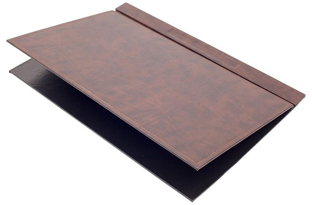 tapis de table en cuir