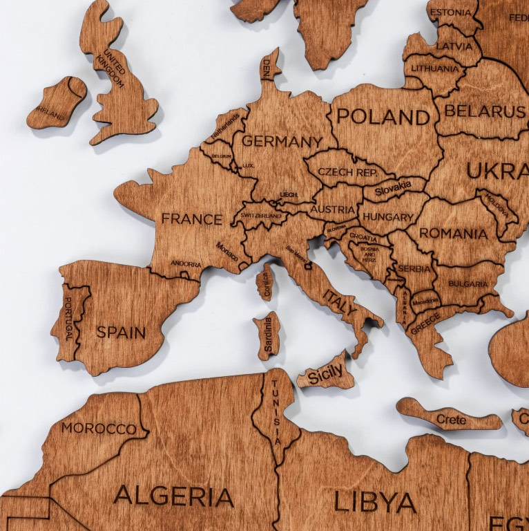 Carte du monde en bois couleur chêne - continents